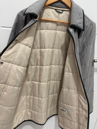 Chaqueta acolchada gris