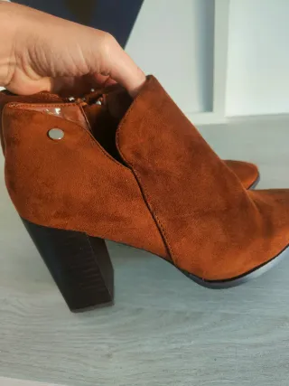 Botines marrones tacón nuevos