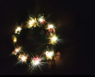 Ghirlanda Natalizia 33 cm con luci