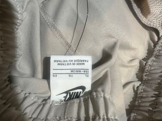 Pantalones Nike Cargo Grises