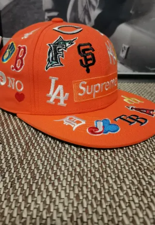 Gorra New Era 59Fifty -Supreme  Talla 7.3/8