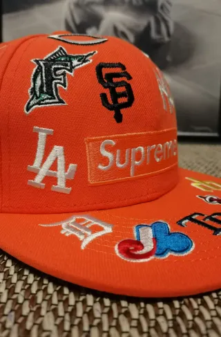 Gorra New Era 59Fifty -Supreme  Talla 7.3/8