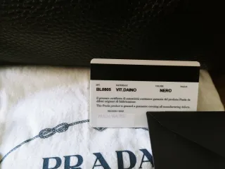 Bolso Tote Prada Piel ( por este mes)