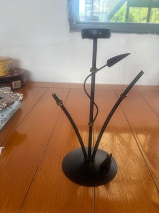 Candelabro decorativo in metallo nero