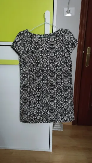 Vestido estampado blanco y negro