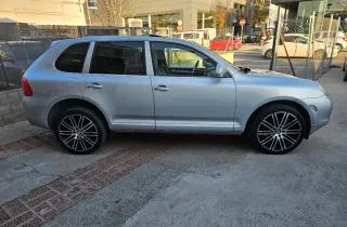Porsche Cayenne 2003