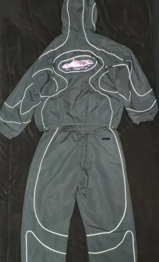 Chándal Nike x Corteiz Gris