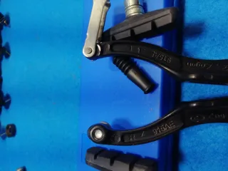 Freno V-Brake Logan 915AE