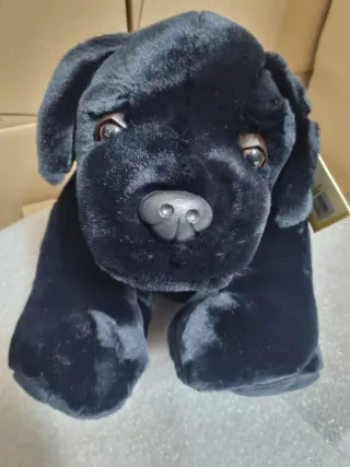 Peluche perro negro Labrador