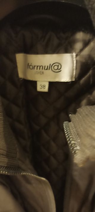 Cazadora motera entallada