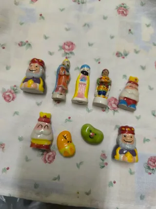 Lote de 9 figuras decorativas reyes roscón