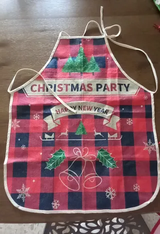 Lotto 2 straccetti + grembiule natalizio