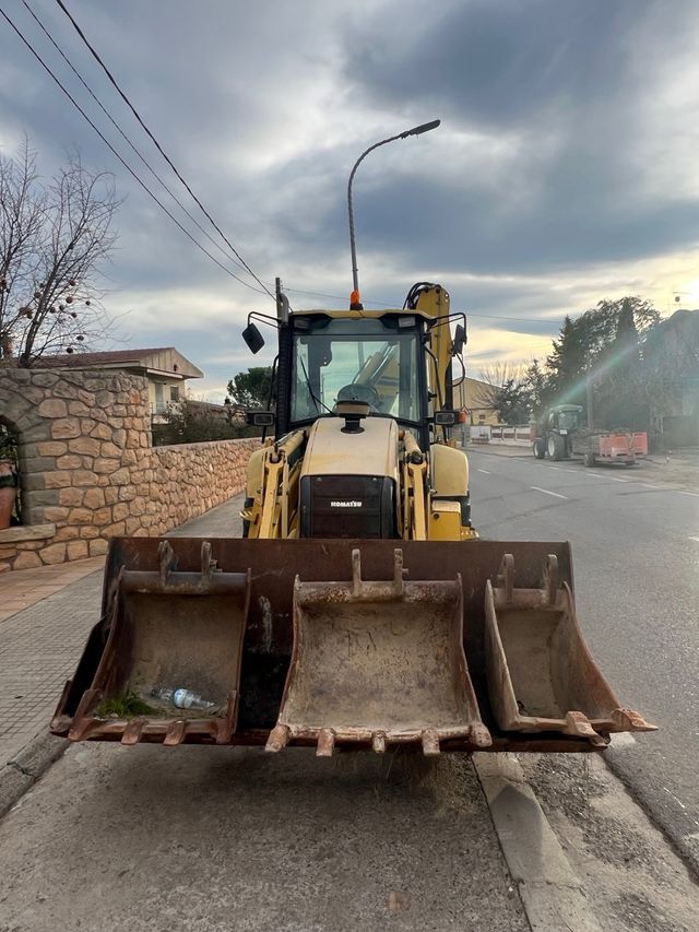 Retroexcavadora Komatsu WB 97R-2