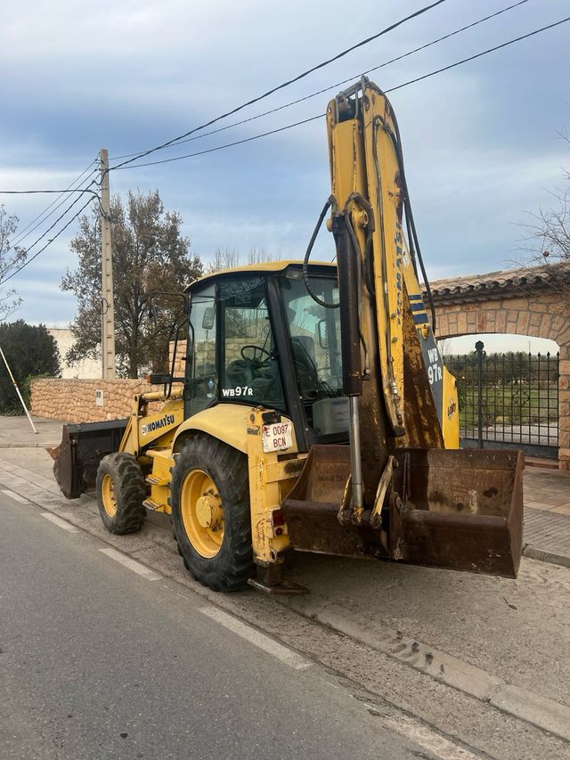 Retroexcavadora Komatsu WB 97R-2