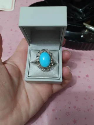 Anello vintage con cabochon azzurro