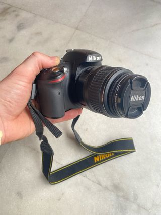 Nikon D3200 Cámara DSLR + Accesorios