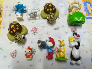 Lote de muñecos infantiles variados