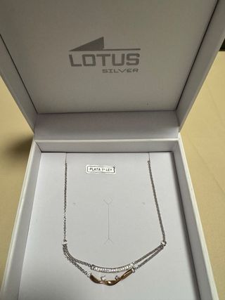 Colgante Plata 1ª Ley Lotus