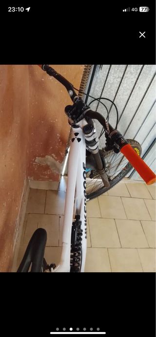 URGE VENTA!! Nukeproof Dissent 2022 bici descenso