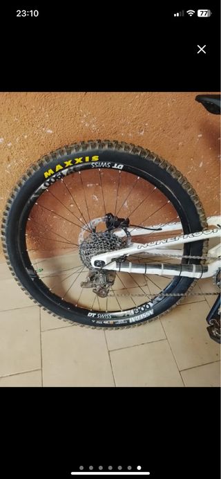 URGE VENTA!! Nukeproof Dissent 2022 bici descenso