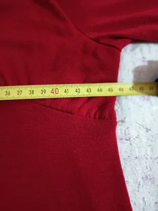 Vestido rojo con dibujo negro manga francesa