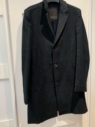 Abrigo caballero Zara negro