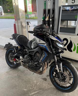 Asiento Yamaha MT-09 Lolo Pamanes