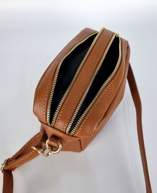 Bolsito de Piel Genuina con 2 Cremalleras - Camel