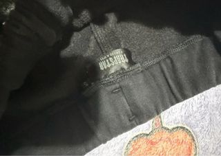 Pantalón jogger negro tigre