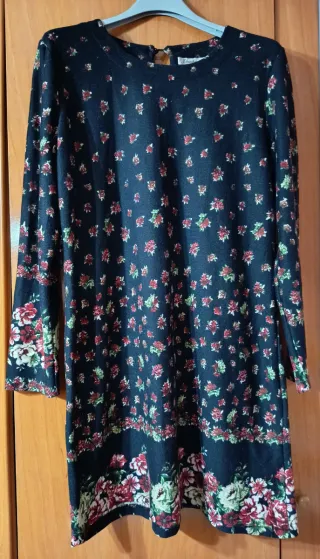 Vestido punto negro estampado floral