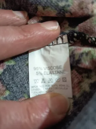 Vestido punto negro estampado floral