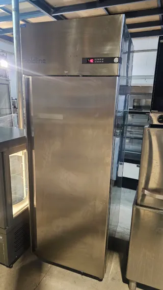 Congelatore verticale in acciaio inossidabile