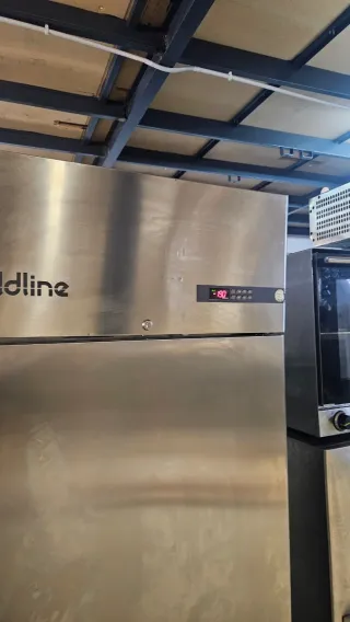 Congelatore verticale in acciaio inossidabile