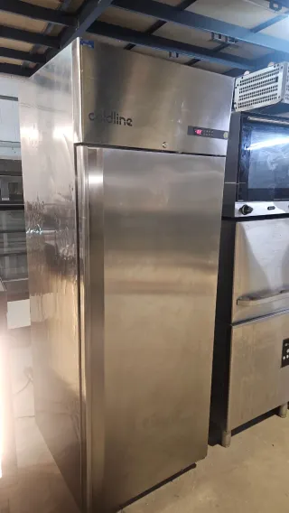 Congelatore verticale in acciaio inossidabile