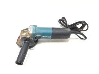 radial makita 9527nb