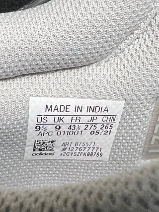 Adidas Yeezy Boost 700 Wave Runner 43