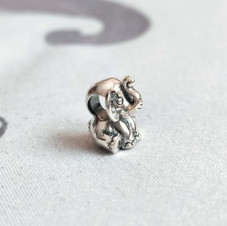 Charm y colgante Elefante