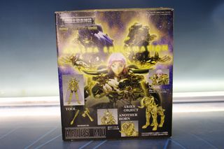 Figura di azione Saint Cloth Myth, Ariete Oro. Bandai 2005. Saint Seiya/Cavalieri dello Zodiaco.