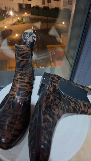 Botas de agua con estampado animal
