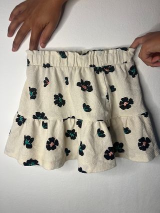 Due gonne per bambina con stampa floreale beige multicolore