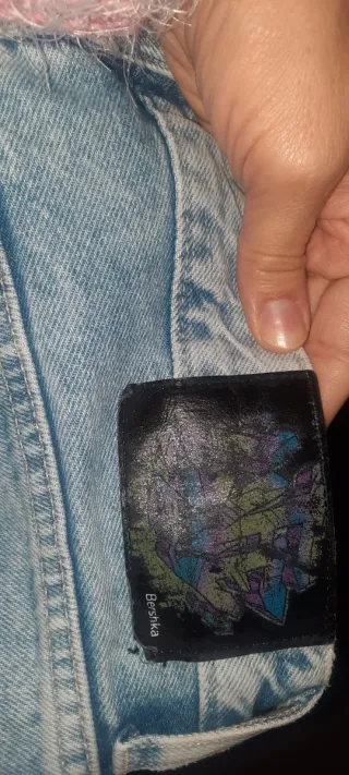 Pantalones vaqueros Bershka customizados