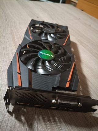 Tarjeta Gráfica Gigabyte GV-Rx580 GDDR5 Gaming 8GB