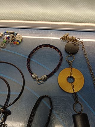 Lote bisutería, ,7 COLGANTES COLLARES , 7 PULSERAS buen estado