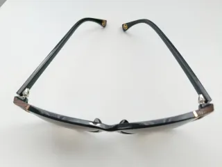 Gafas de sol Michael Kors negras y marrones