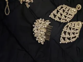 Conjunto plata y brillantes