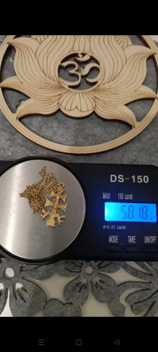 Cadena y Cruz Oro 18 Kl. Como 6 gramos