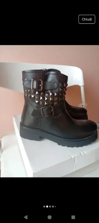 Stivaletti n.37 neri con borchie