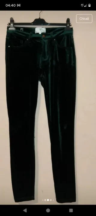 Pantaloni verdi taglia S