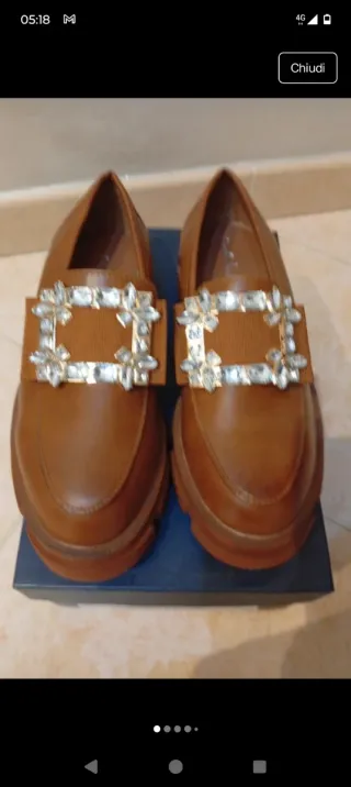 Mocassini donna eleganti con fibbia gioiello