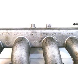 Renault 8200055543 colector admisión vel 2.0 90470